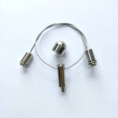 Sistem pegangan kabel logam yang dipasang di langit-langit untuk pencahayaan dalam ruangan