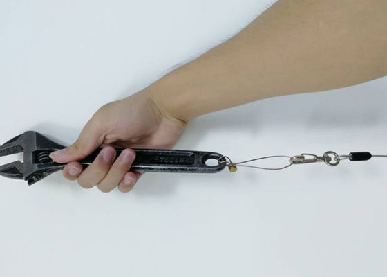 Fleksibel Lanyards Perikanan / Peralatan Perahu Retractable Coiled Tether Dengan Carabiner